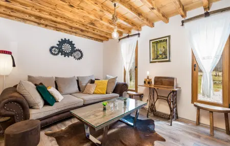 Maison 8 personnes à Gospic - Photo 1