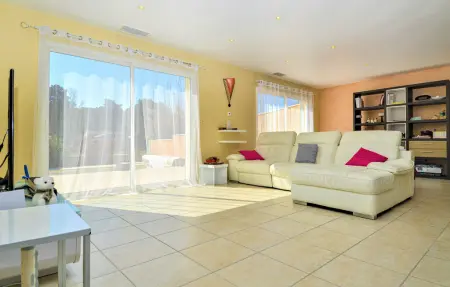 Maison 10 personnes à Mornas - Photo 1