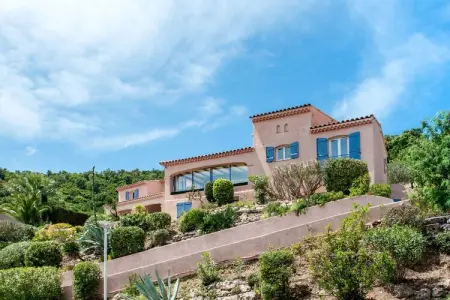 Villa Capussambres, Luxueuse villa aux Issambres avec piscine et sauna - Photo 6