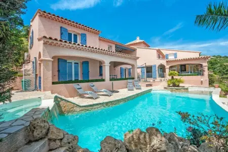 Villa Capussambres, Luxueuse villa aux Issambres avec piscine et sauna - Photo 8