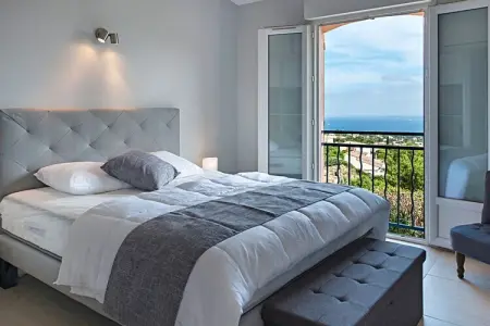 Villa Capussambres, Luxueuse villa aux Issambres avec piscine et sauna - Photo 15