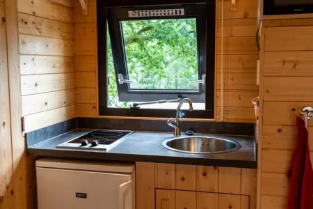 Verblijfpark Ardinam 1, Retraite Woodland Lodge dans les Ardennes - Photo 9
