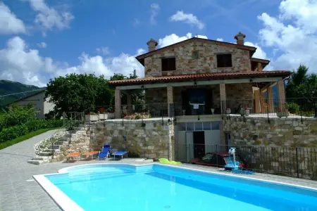Raggio di Sole Aurora, Villa à Cagli avec Piscine & Sentiers - Photo 18