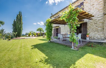 Maison 5 personnes à Capolona - Photo 1