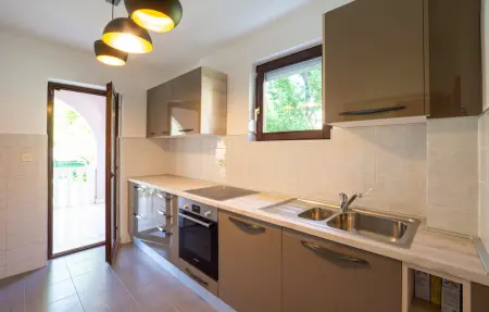Maison 6 personnes à Zrnovnica - Photo 6