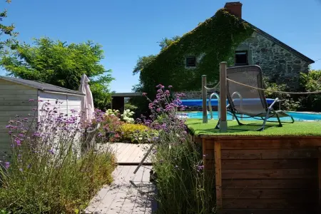 Authentieke Gîte in de Auvergne met zwembad en wellness, Appartement à 100 m de l'Atlantique. - Photo 16