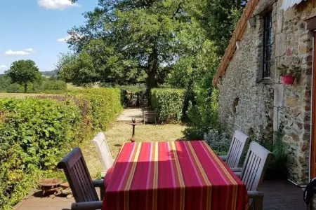 Authentieke Gîte in de Auvergne met zwembad en wellness, Appartement à 100 m de l'Atlantique. - Photo 37