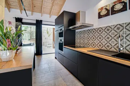 Chalet des Sapins, Séjour Bien-être Moderne, Érezée - Photo 1