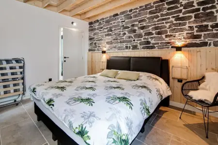 Chalet des Sapins, Séjour Bien-être Moderne, Érezée - Photo 2