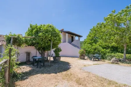 Fonni Grande, Maison à Sellano avec piscine privée - Photo 1