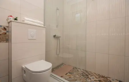Holiday home Villetta Belveder, Maison 6 personnes à Baska Voda - Photo 28