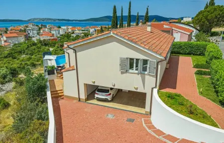 Maison 8 personnes à Brodarica - Photo 14