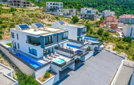 Maison 6 personnes à Makarska - Photo 1
