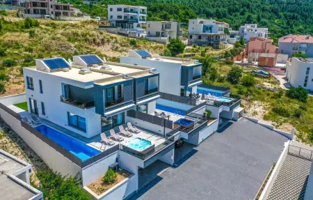 Maison 6 personnes à Makarska - Photo 1