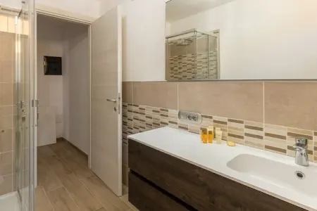 PORZIONE DI VILLA CHRISTIAN, Appartement avec piscine exclusive - Photo 32