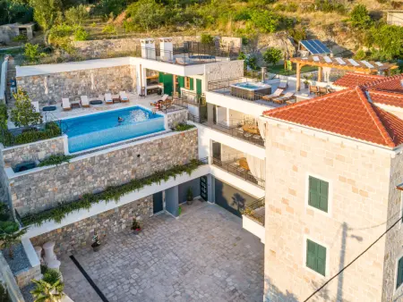 Mladenka, Villa 12 personnes à Omiš - Photo 5