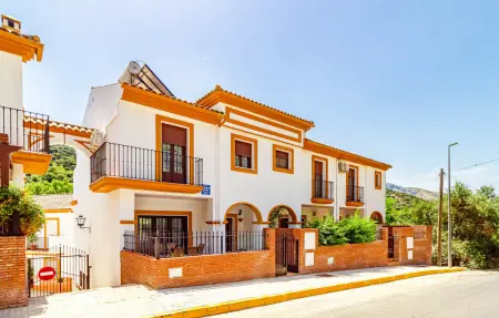 Maison 8 personnes à Benaoján - Photo 1