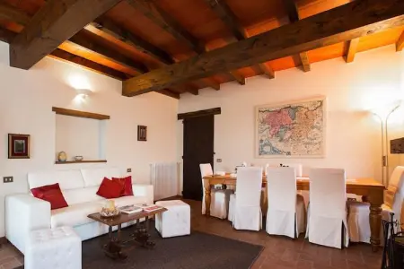 Cascina Tabia, Maison de vacances ensoleillée avec piscine - Photo 2