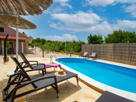 Nina, Maison 7 personnes à Šibenik Dubrava - Photo 1