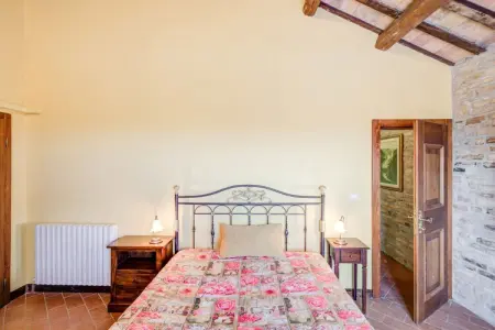 Casa Coloniale in Castello, Maison de vacances à Mosciano Sant Angelo avec cour - Photo 20