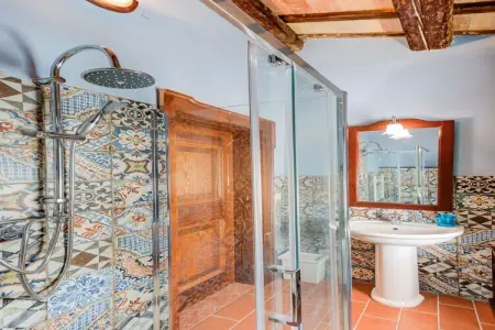 Casa Coloniale in Castello, Maison de vacances à Mosciano Sant Angelo avec cour - Photo 27