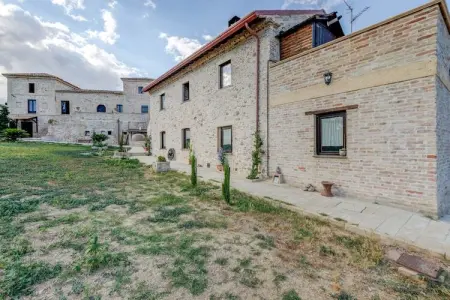 Casa Coloniale in Castello, Maison de vacances à Mosciano Sant Angelo avec cour - Photo 33