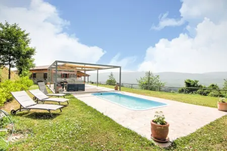 Tenuta Santa Rita - Torre di Ruggiero, Villa dynamique à Torre di Ruggiero avec sauna - Photo 1