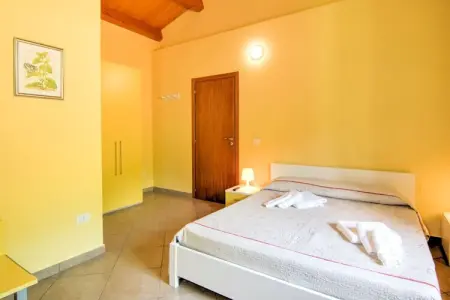 Tenuta Santa Rita - Torre di Ruggiero, Villa dynamique à Torre di Ruggiero avec sauna - Photo 15