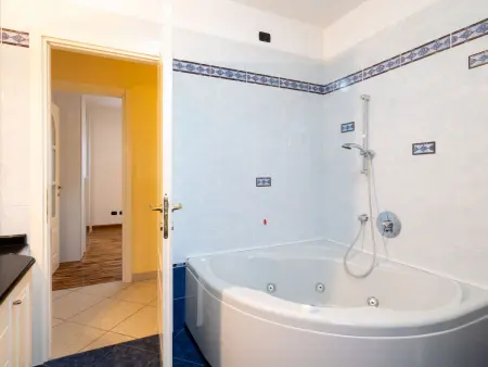 Villa Trabbia, Maison 6 personnes à Cisano sul Neva - Photo 11