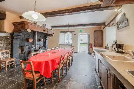 Château-ferme de Sterpigny, Maison de vacances classée à Gouvy avec jardin clôturé - Photo 4