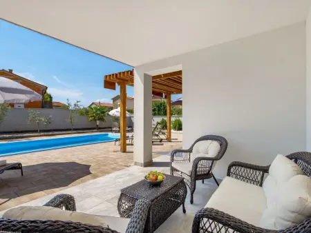 Villa Mira, Maison 10 personnes à Krk Pinezići - Photo 1