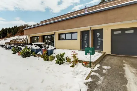 GITE A LA MONTAGNE BUGNY, Magnifique gמte א La Chaux avec jacuzzi - Photo 1