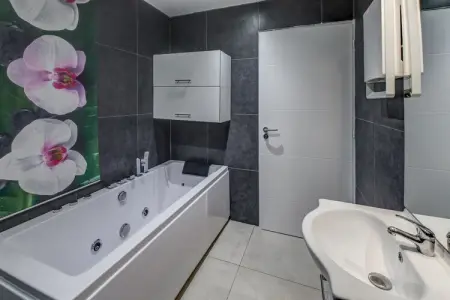 GITE A LA MONTAGNE BUGNY, Magnifique gמte א La Chaux avec jacuzzi - Photo 31