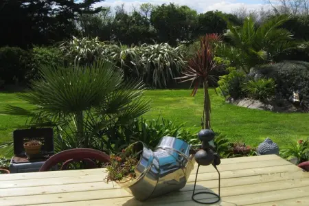 Pretty holiday home in palm garden near coast Pleubian, Maison à Pleubian près de plage Kermagen - Photo 21