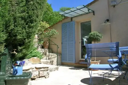 Doppelhaushälfte in Pégomas, Appartement à Pégomas avec piscine privée - Photo 1