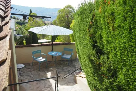 Doppelhaushälfte in Pégomas, Appartement à Pégomas avec piscine privée - Photo 11