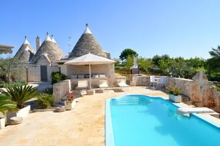 holiday home Cisternino-Trullo Ulivo Antico, Trulli à Valle d'Itra avec piscine et vue - Photo 28