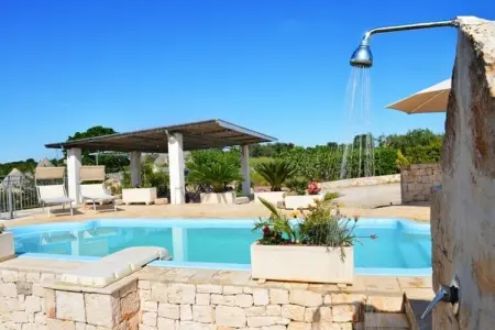 holiday home Cisternino-Trullo Ulivo Antico, Trulli à Valle d'Itra avec piscine et vue - Photo 30