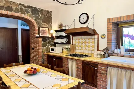holiday home, Francavilla di Sicilia-Villa Elios, Escapade sicilienne au bord de la piscine pour 6 - Photo 4