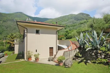 holiday home Casa Paola Camaiore - Villa Paola, Villa à Camaiore avec vue sur les montagnes - Photo 2