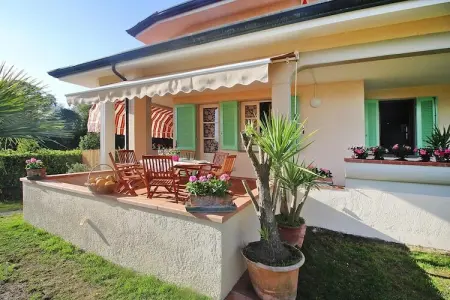 holiday home Lea, Capezzano Pianore-Villa Lea, Maison à Versilia proche plages de sable - Photo 6