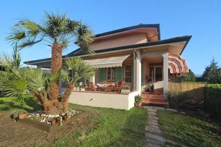 holiday home Lea, Capezzano Pianore-Villa Lea, Maison à Versilia proche plages de sable - Photo 12