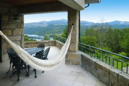 holiday home Luzim, Maison en Granit près du Tâmega avec Piscine - Photo 11