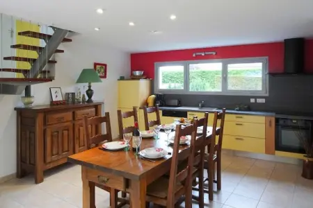 Semi-detached house St Martin-de-Bréhal, Maison près de Plage Mont St. Michel - Photo 1