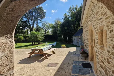 holiday home Plouégat-Guérand, Maison en pierre en Bretagne près de Morlaix - Photo 1