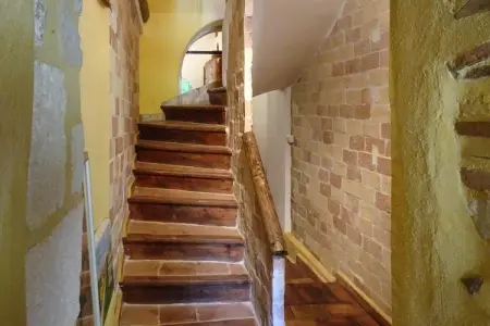 Doppelhaushälfte in Noves, Maison confortable à Noves avec accès à la piscine - Photo 7
