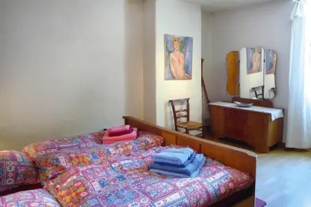 Doppelhaushälfte in Noves, Maison confortable à Noves avec accès à la piscine - Photo 9
