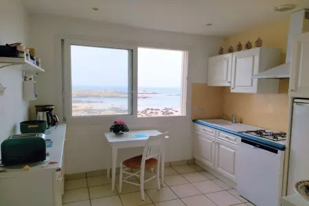 Das Meer vor der Türe 180° Panoramablick Plouescat, Maison de pêcheur en Bretagne près de la mer - Photo 5
