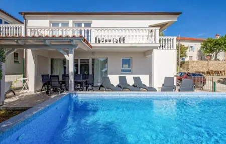 Maison 6 personnes à Banjol - Photo 1