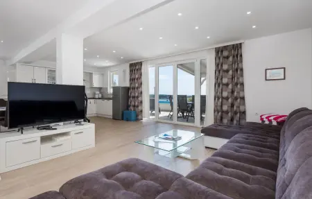 Maison 6 personnes à Banjol - Photo 3